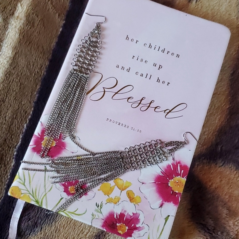 GUESS Silver Plated Long  Fringed Earrings